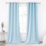 Rèm ngủ xanh pastel mang đến sự thư giãn nhẹ nhàng cho gia chủ