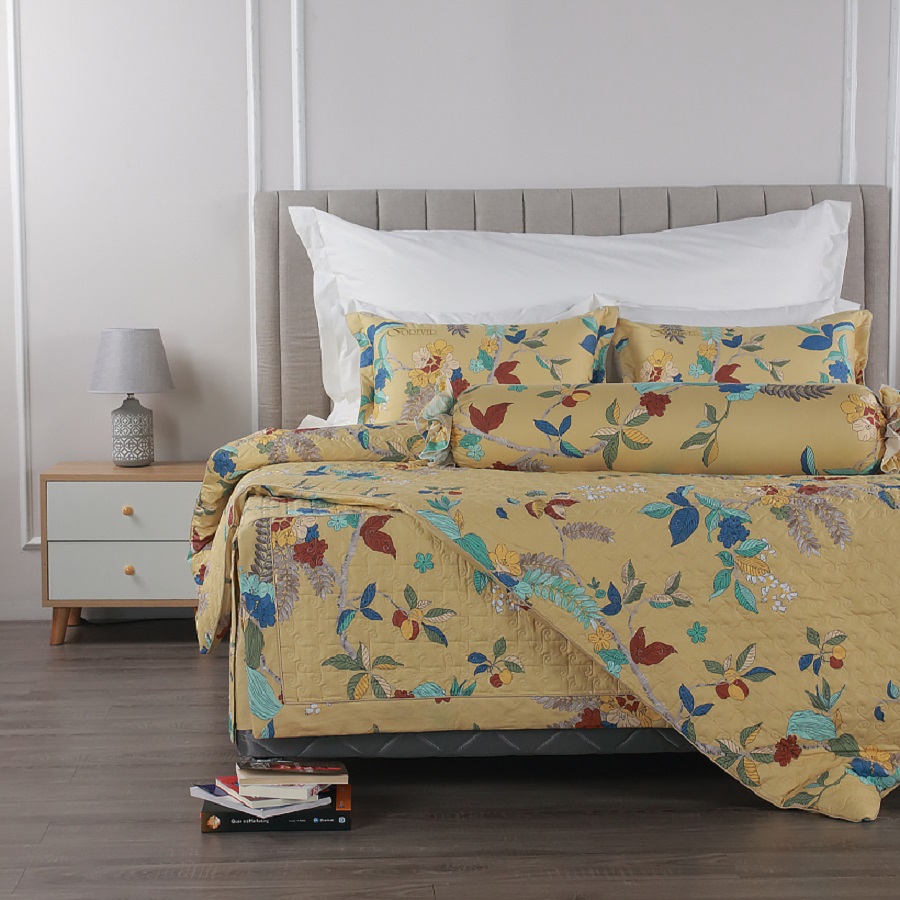Ga phủ giường Common C88 màu vàng hoa lá