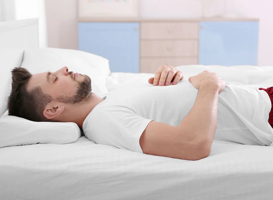 Tư thế nằm ngửa khi ngủ giúp giảm đau đầu hiệu quả