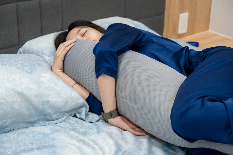Ngủ ở tư thế nằm nghiêng hoặc nằm ngửa thay vì nằm sấp