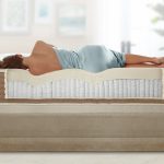 Với cấu trúc từ hàng trăm cối lò xo siêu bền, nệm mang đến độ êm & nâng đỡ người nằm ở mọi tư thế