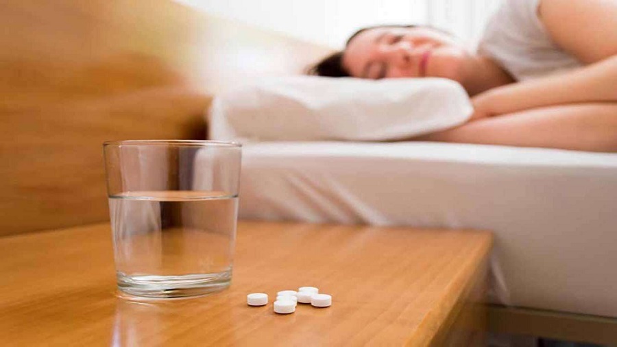 Cần hỏi ý kiến bác sĩ uống hoạt huyết dưỡng não trước khi ngủ có tốt không